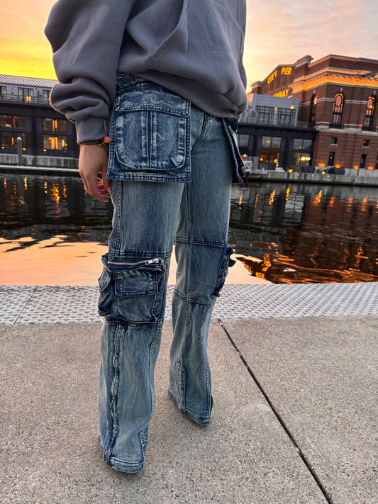 "Giving Me The Blue's" cargos